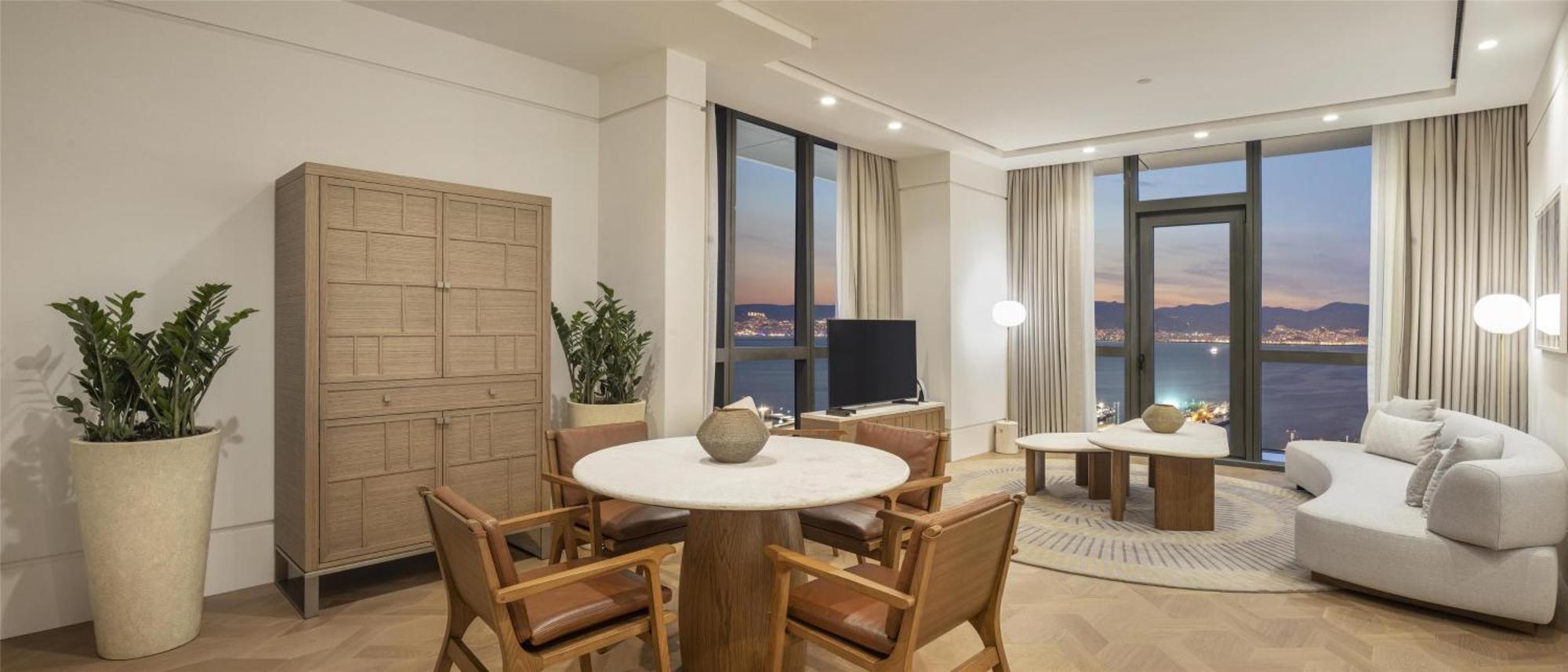 Hyatt Regency Istinyepark 5* İzmir
